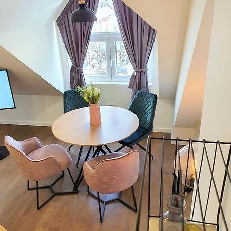 Downtown Apartment Цетине Экстерьер фото