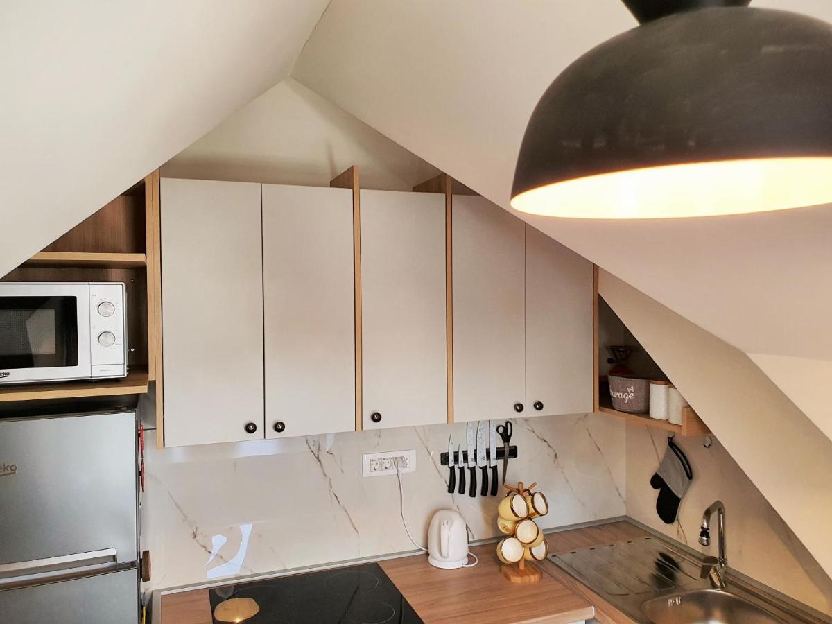 Downtown Apartment Цетине Экстерьер фото
