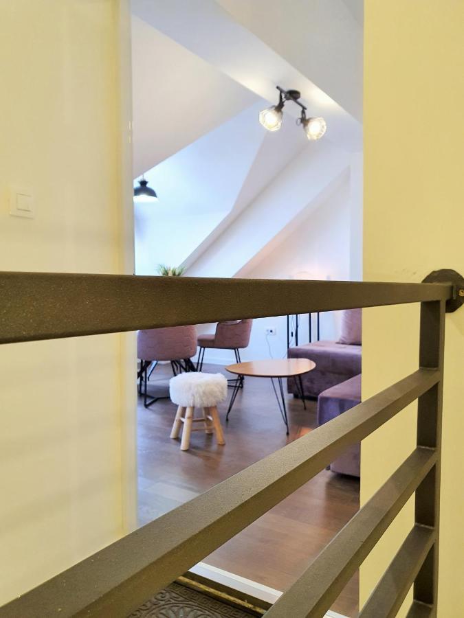 Downtown Apartment Цетине Экстерьер фото