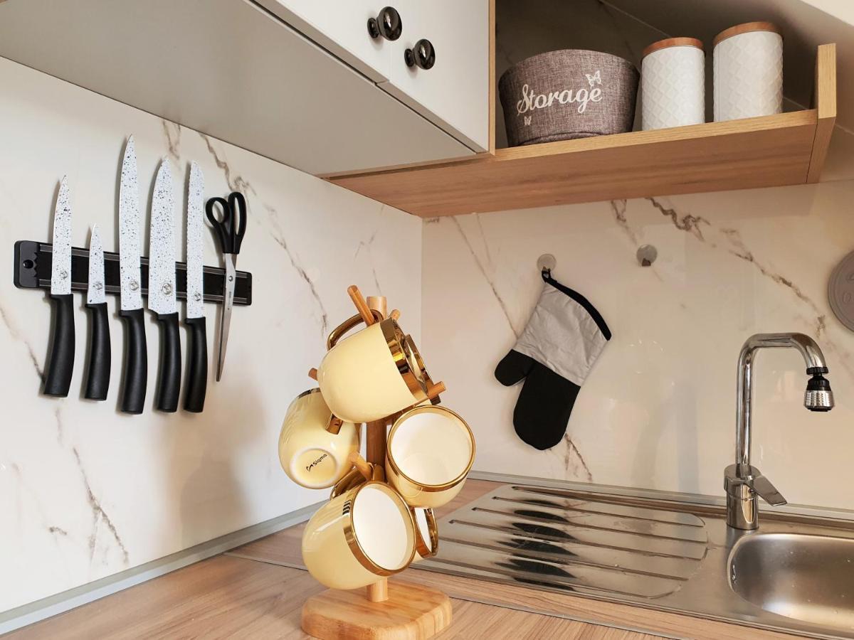Downtown Apartment Цетине Экстерьер фото